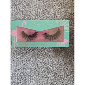 Mi Los Angeles "Island Girl" Premium Luxe Lashes